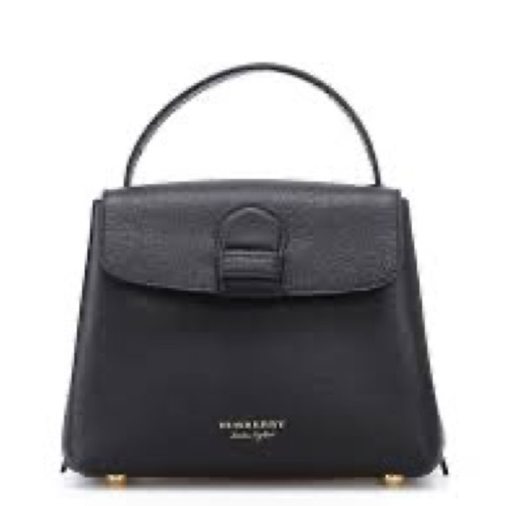 Burberry camberley shoulder bag.